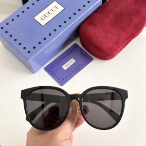 GUC-2952423