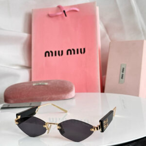 MIU-6674484