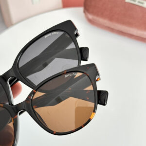 MIU-9803502