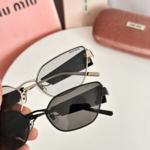 MIU-6499488