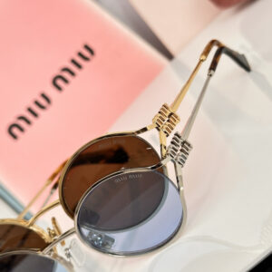 MIU-7433025