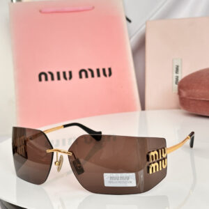 MIU-5841688