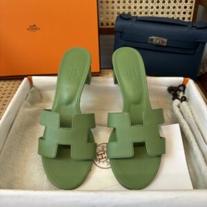 HER-7885077