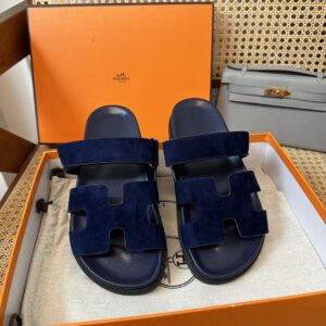 HER-3958571