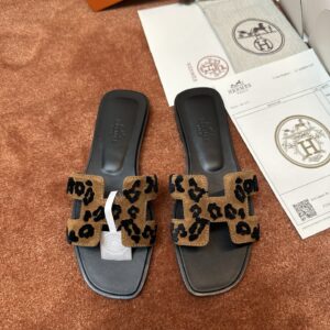 HER-3997508