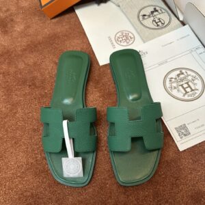 HER-3738629