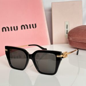 MIU-5698334