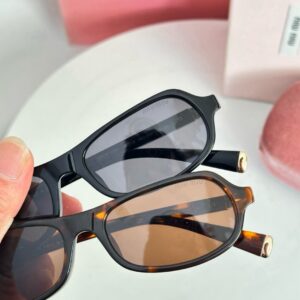 MIU-1925021